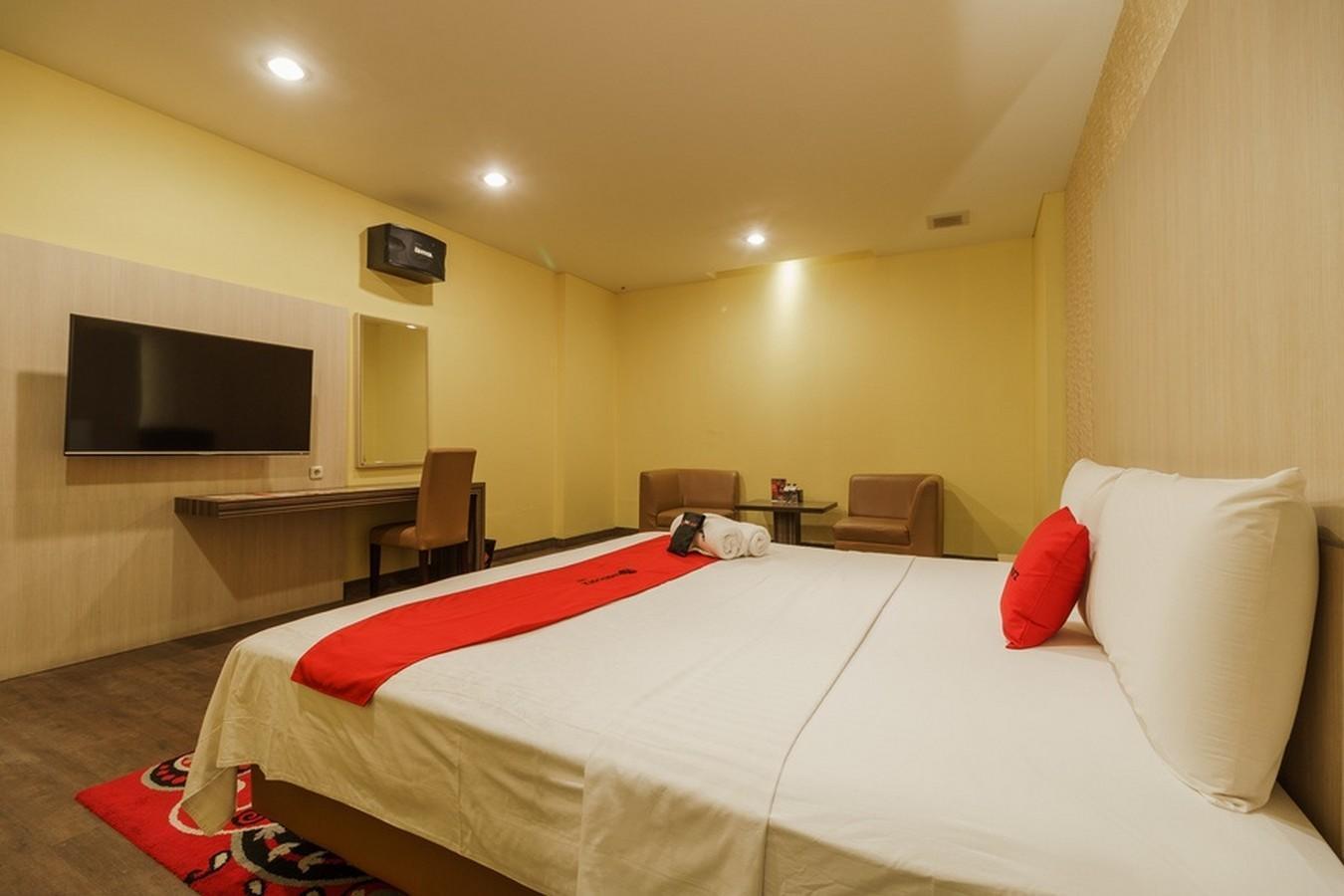 Reddoorz Plus Near Dunia Fantasi Ancol Hotel Jakarta Exterior photo